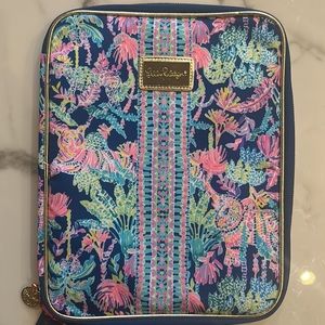 Lilly Pulitzer Folio - NEW NEVER USED - Seen and Herd
